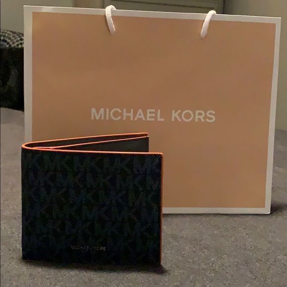Michael Kors Other - ❗️FINAL Men’s 3 in 1 bifold MK wallet
